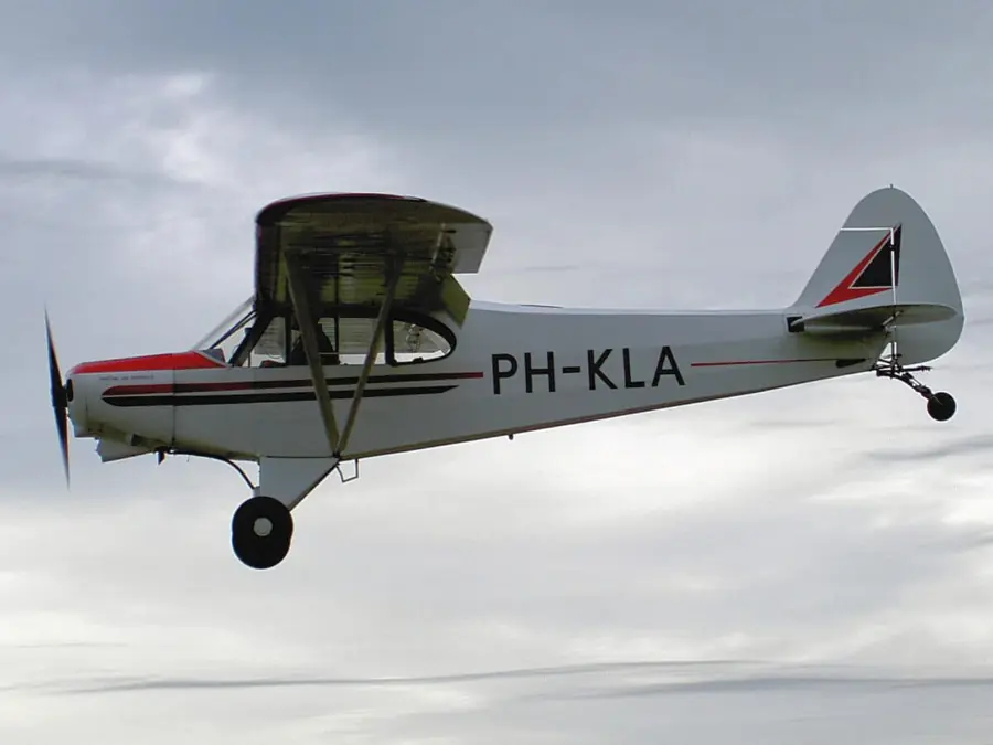 Piper PA 18