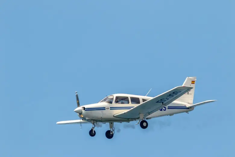 Single-Engine Piston Planes